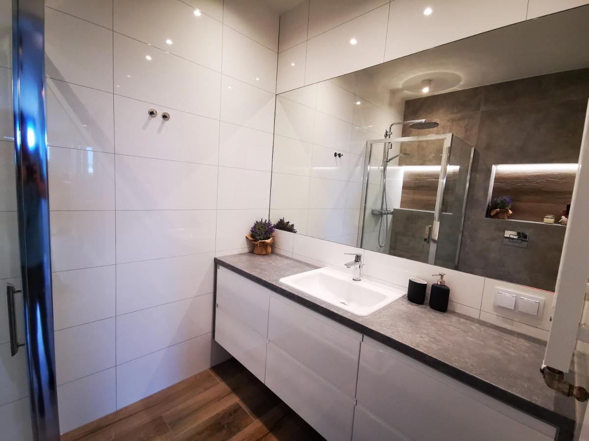 Walowa Tower Apartments グダニスク エクステリア 写真